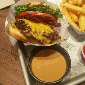 Shake Shack Perimeter Mall - I dare you to have just 1 bite - Burgers Near Me - Atlanta, Georgia Shake Shack Perimeter Mall - I dare you to have just 1 bite - Burgers Near Me - Atlanta, Georgia