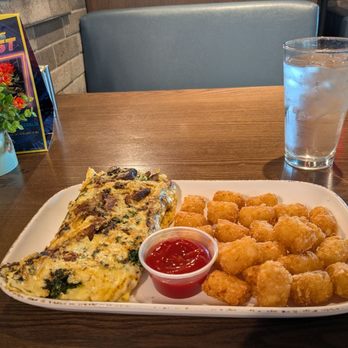 Boulton & Watt - Vegetarian omlet - American Near Me - Jamaica, New York