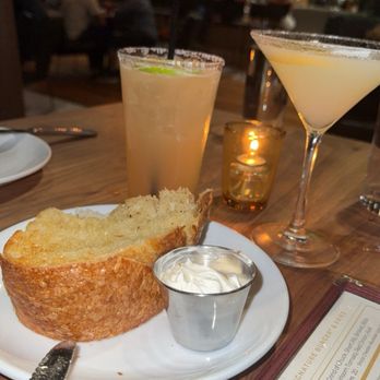 Echo & Rig - Bread butter lemon drop and Paloma - Steakhouses Near Me - Sacramento, California
