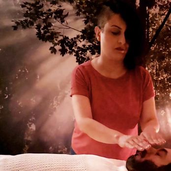 Atoosa Reiki - Reiki therapy session - Reiki Near Me Atoosa Reiki - Reiki therapy session - Reiki Near Me