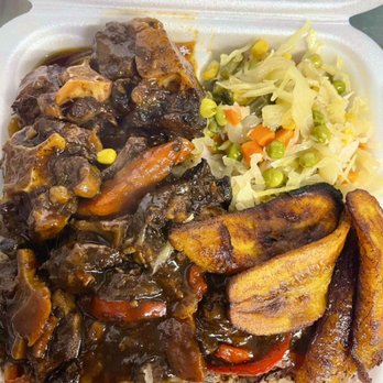 Island Coconut Kitchen - Oxtail with rice & peas, steam cabbage & fried plantain - Caribbean Near Me - Durham, North Carolina Island Coconut Kitchen - Oxtail with rice & peas, steam cabbage & fried plantain - Caribbean Near Me - Durham, North Carolina
