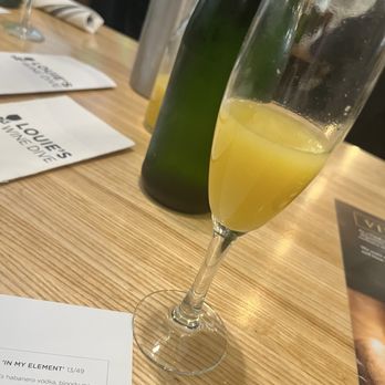 Louie's Wine Dive & Clayton Kitchen - Mimosas - Wine Bars Near Me - Clayton, Missouri Louie's Wine Dive & Clayton Kitchen - Mimosas - Wine Bars Near Me - Clayton, Missouri