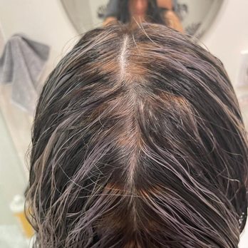 Pretty Woman - This is on all parts of her scalp - Hair Salons Near Me - Union City, New Jersey Pretty Woman - This is on all parts of her scalp - Hair Salons Near Me - Union City, New Jersey