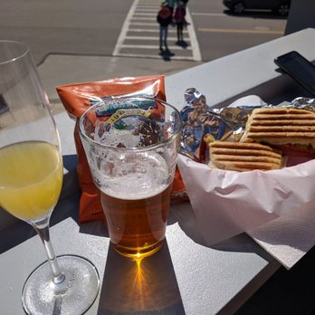 Beach Bums - Cayucos - Panini and beverages - Wine Bars Near Me - Cayucos, California