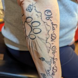 MacKenzies Tattoo