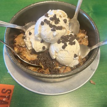 Oregano's - Pizza cookie - Pizza Near Me - Gilbert, Arizona