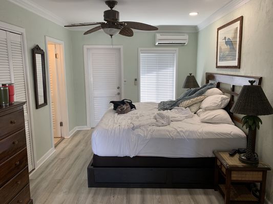 Coconut Palm Inn by null