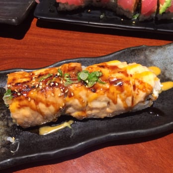 Sushi Shiro - Baked salmon roll...uh-mazing! - Sushi Bars Near Me - Upland, California Sushi Shiro - Baked salmon roll...uh-mazing! - Sushi Bars Near Me - Upland, California