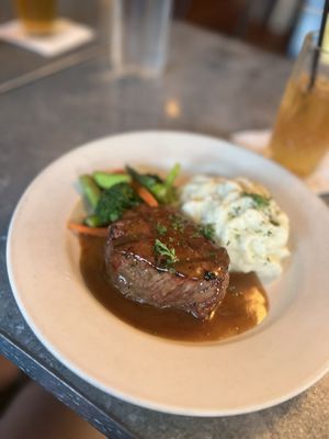 Wrangler's Steakhouse & Saddle Room Bar by null