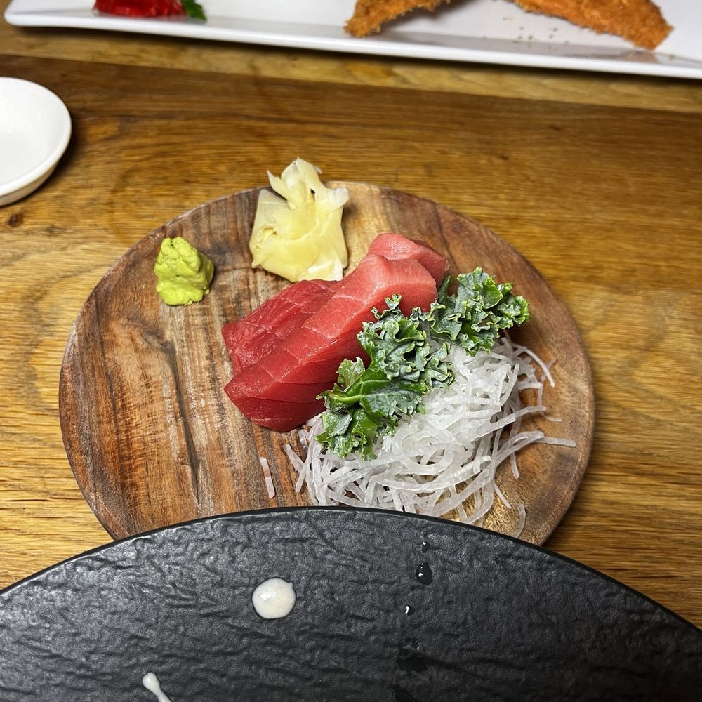 Lab No.1 - Sashimi tuna - Asian Fusion Near Me - Centreville, Virginia Lab No.1 - Sashimi tuna - Asian Fusion Near Me - Centreville, Virginia