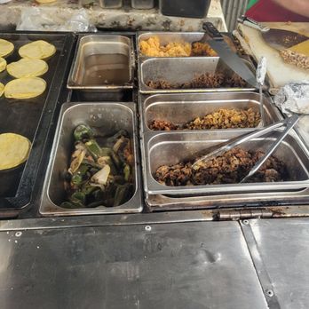 Tacos La Guera - Tacos Near Me
