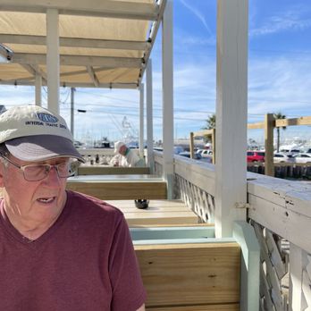 Bernie's Beach House - Outdoor patio - Dance Clubs Near Me - Port Aransas, Texas