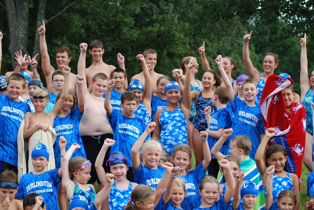 BURLINGTON SWIM & TENNIS CLUB Updated August 2024 1 Country Club Ln, Burlington