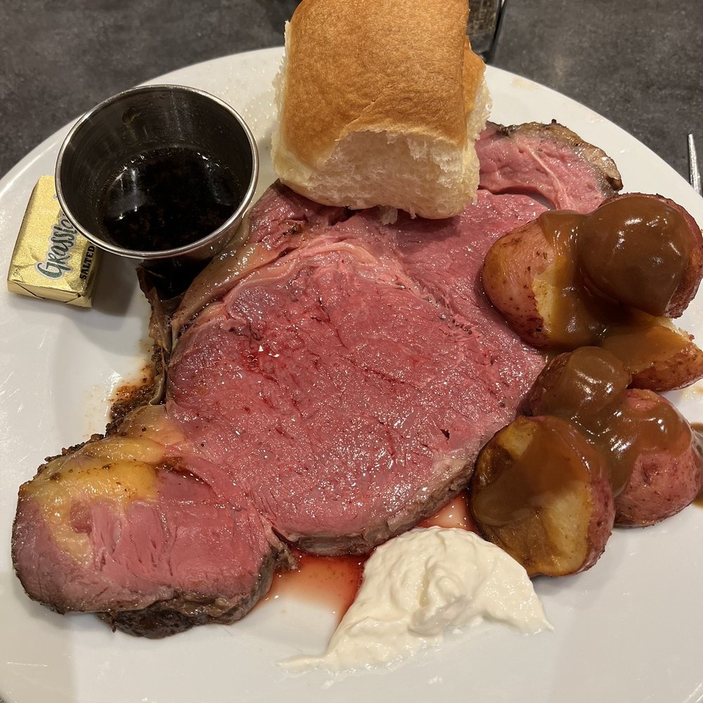 Falls Buffet - Prime Rib - Buffets Near Me - Snoqualmie, Washington