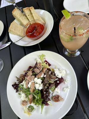 Moro's Table by null