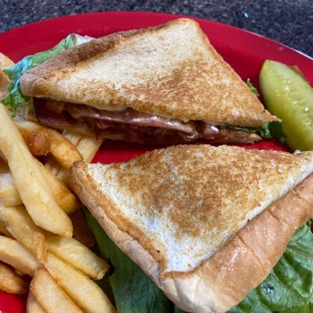 Gidget’s Place - BLT - Diners Near Me - Crowder, Oklahoma Gidget’s Place - BLT - Diners Near Me - Crowder, Oklahoma