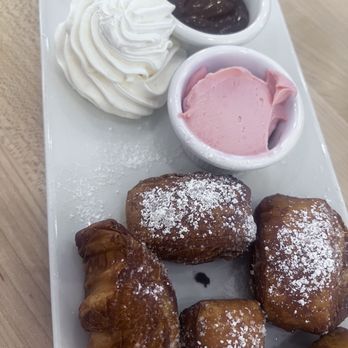 Egg Posh - Beignets with Nutella, berry mascarpone, and Dream Whip - Breakfast & Brunch Near Me - Frisco, Texas Egg Posh - Beignets with Nutella, berry mascarpone, and Dream Whip - Breakfast & Brunch Near Me - Frisco, Texas