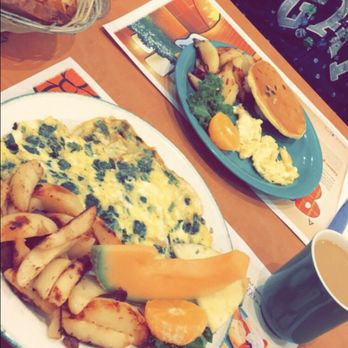 Cora's - Breakfast & Brunch Near Me - Pickering, Ontario