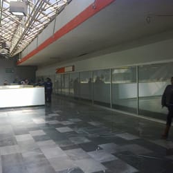 Metro Chabacano - El espacio donde las exhibiciones pictóricas se almacenan para ser apreciadas por la gente