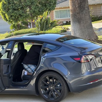 Auto Fast Glass - Installed rear view glass on Tesla Model 3 - Windshield Installation & Repair Near Me - Van Nuys, California Auto Fast Glass - Installed rear view glass on Tesla Model 3 - Windshield Installation & Repair Near Me - Van Nuys, California