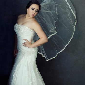 Andres Gonzalez - Glam the dress beauty and glamour portrait session. - Session Photography Near Me