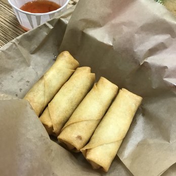 King of Ramen Pasadena - Egg rolls.  Small, vegetarian.  Comes with side of hot sweet sauce. - Ramen Near Me - Pasadena, California