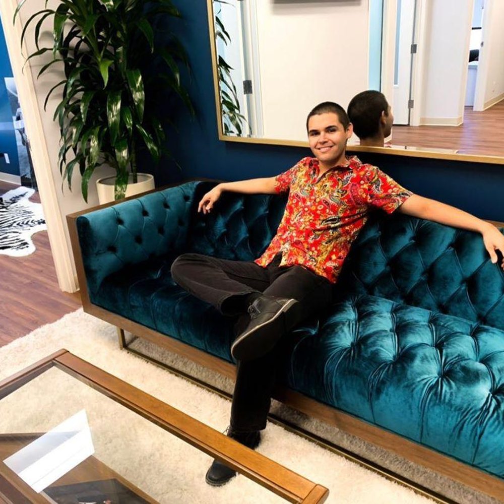 Vantis Institute - Enjoying my SMP hairstyle at Vantis Institute! - Hair Loss Centers Near Me - Newport Beach, California Vantis Institute - Enjoying my SMP hairstyle at Vantis Institute! - Hair Loss Centers Near Me - Newport Beach, California