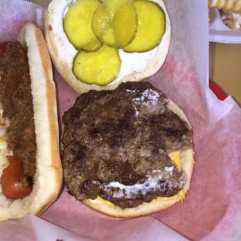 Lefler's Place - Cheeseburger - bland and mushy! - Barbeque Near Me - Mount Gilead, North Carolina
