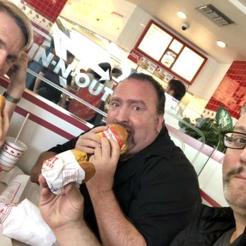 In-N-Out Burger - Special Assignment:  Spying on Republican strongholds. [Trying to fit in...] - Fast Food Near Me - Turlock, California