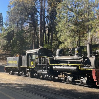 Yosemite Mountain Sugar Pine Railroad - Tours Near Me - Fish Camp, California