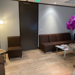 Lucille Thomas, MD - Agoura Hills Health Care - Waiting room
