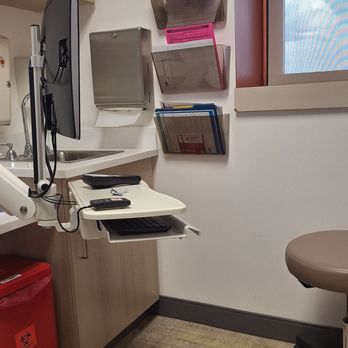 Renown Medical Group - Exam room - Medical Centers Near Me - Reno, Nevada Renown Medical Group - Exam room - Medical Centers Near Me - Reno, Nevada