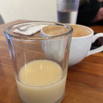 Poa Cafe - Ginger shot - Juice Bars & Smoothies Near Me - Portland, Oregon