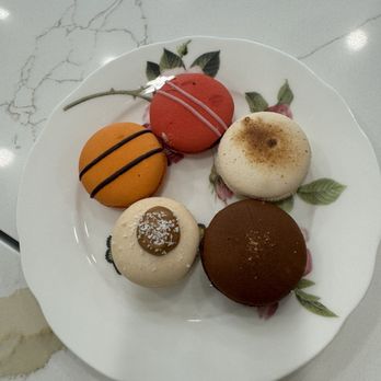 Chez Alice - Macrons - Bakeries Near Me - Lambertville, New Jersey