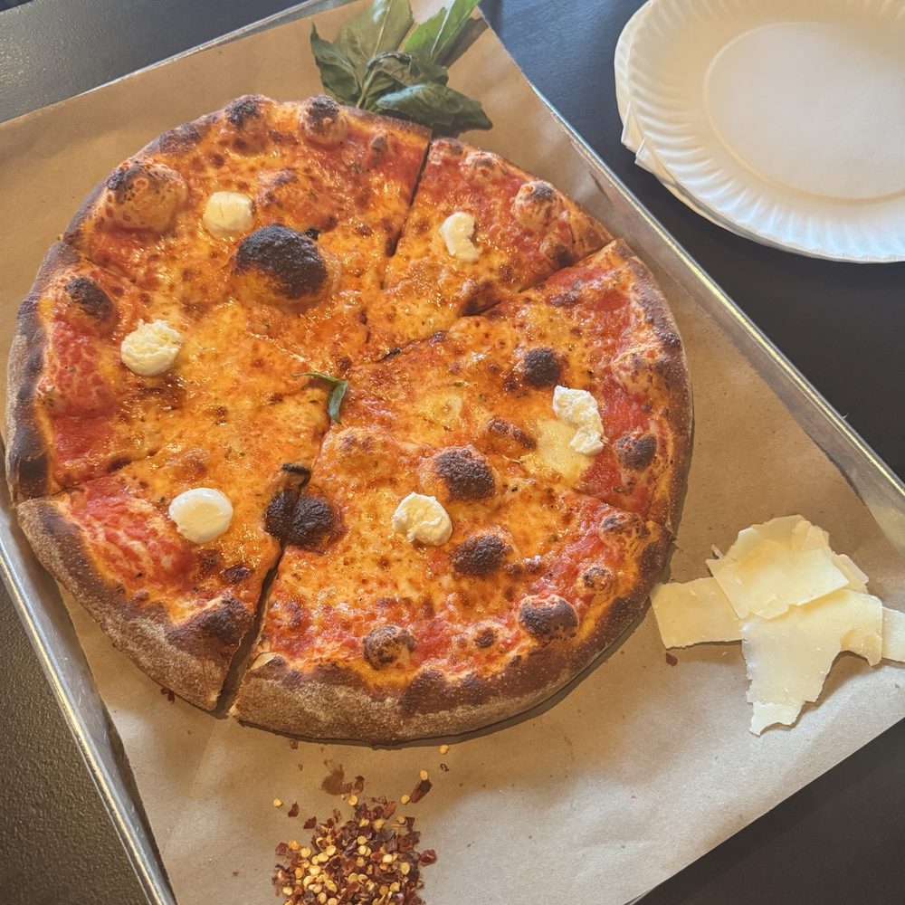 Margarita pizza