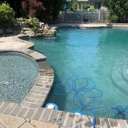 Deluxe Pool Services - Deluxe Pool Services