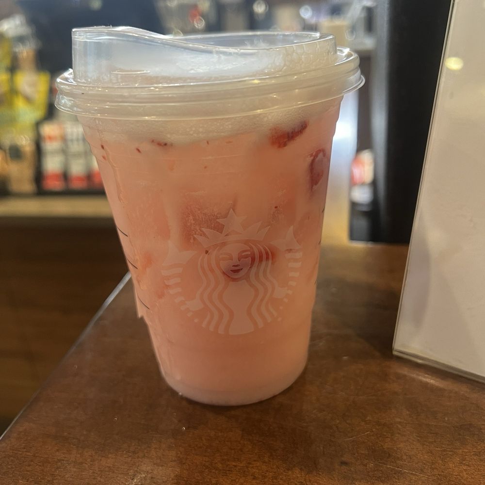 Starbucks - Pink drink with oatmilk - Coffee & Tea Near Me - Wellington, Florida Starbucks - Pink drink with oatmilk - Coffee & Tea Near Me - Wellington, Florida