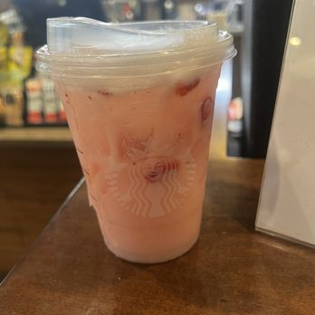 Starbucks - Pink drink with oatmilk - Coffee & Tea Near Me - Wellington, Florida