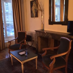 Hôtel de la Cathédrale - Chambre 103, partie salon