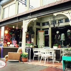 Curious Betty Boutique - Our Beautiful Storefront!!