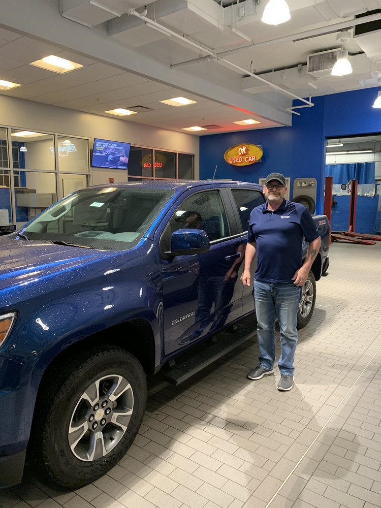 CURRY CHEVROLET 89 Reviews Car Dealers 728 Central Park Ave