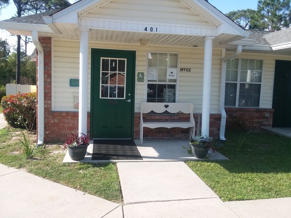 EASTPOINT APARTMENTS Request Information 45 Begonia St, Eastpoint