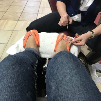 The Lash, Brow & Nail Bar - Nail Salons Near Me - Kent, Washington