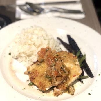 Basalt - Macadamia Nut Crusted Fish - New American Near Me - Honolulu, Hawaii