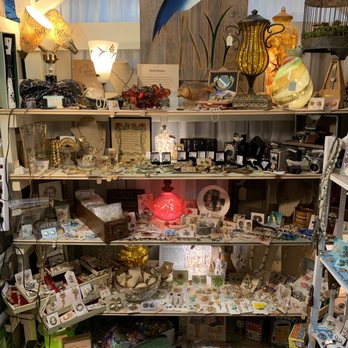 Curiosities Vintage Mall - Lots of stuff - Antiques Near Me - Tigard, Oregon Curiosities Vintage Mall - Lots of stuff - Antiques Near Me - Tigard, Oregon