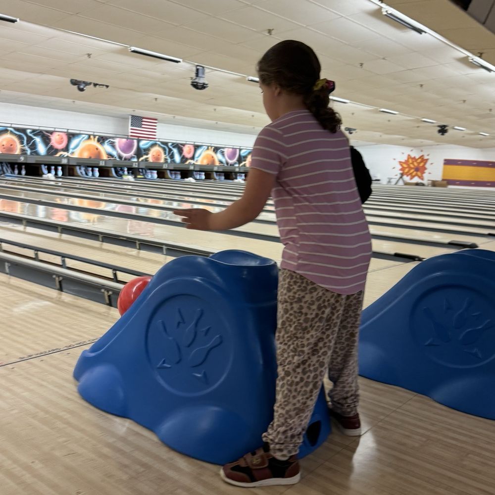 River Rand Bowl - Bowling Near Me - Des Plaines, Illinois River Rand Bowl - Bowling Near Me - Des Plaines, Illinois