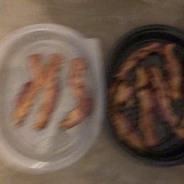 Blurry bacon. $22 for less than 2/3 of what I ordered! Pissed! Blurry bacon. $22 for less than 2/3 of what I ordered! Pissed!