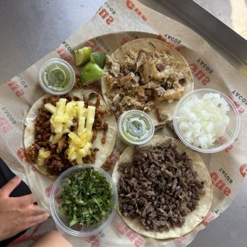 Gus Tacos - Mexican Near Me - Toronto, Ontario