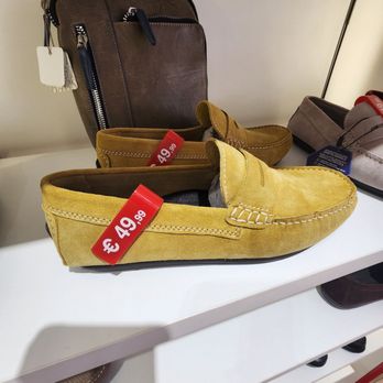 Bata - Fashion Near Me - Cagliari, California