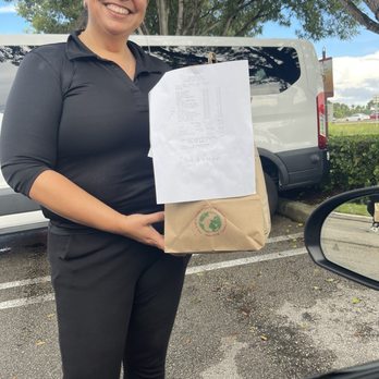 Carrabba's Italian Grill - Parking lot - Italian Near Me - Miami Lakes, Florida